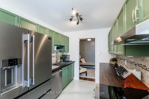 78 Hadden Cres, Barrie, ON L4M 6G7