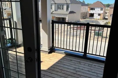 33 Bannister Road, Barrie, ON L9J 0L5