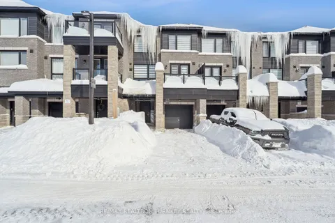 28 Spry Lane, Barrie, ON L9J 0N6