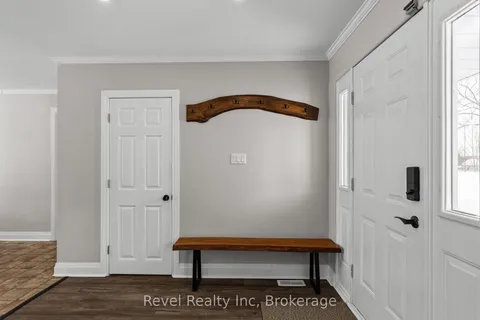 21 John Street, Springwater, ON L0L 1P0
