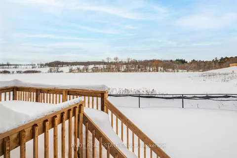 54 Calypso Avenue, Springwater, ON L9X 2C7