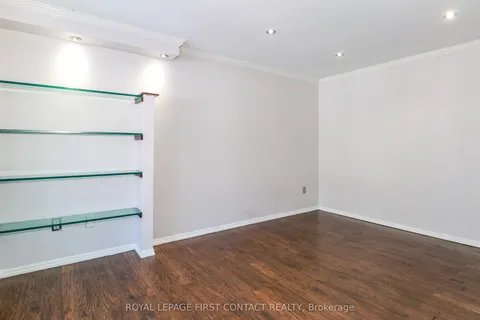 104 Brown Street, Barrie, ON L4N 7V6