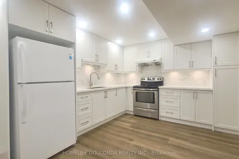 306 Country Lane, Barrie, ON L4N 5Z6