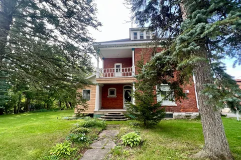 1 Sturgeon Bay Road, Severn, ON L0K 1E0