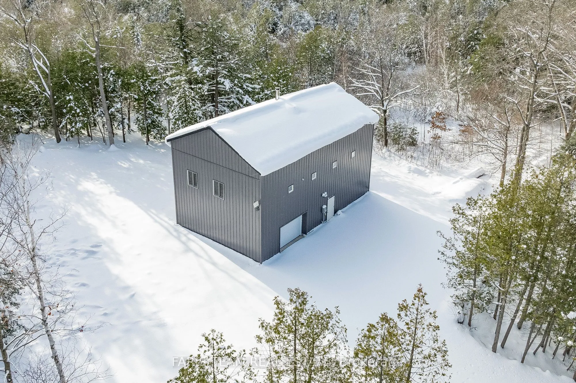 2576 Champlain Road, Tiny, ON L9M 0C9
