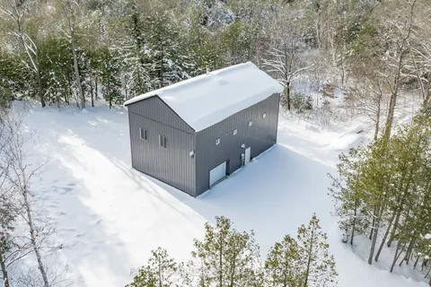 2576 Champlain Road, Tiny, ON L9M 0C9