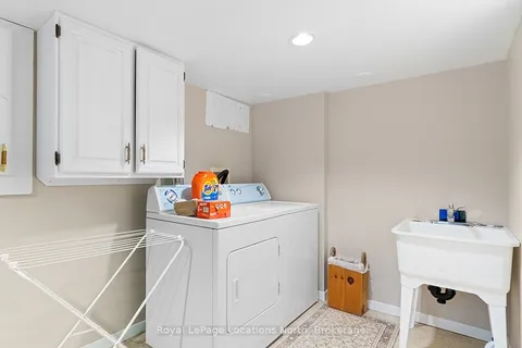 44 St Peter Street, ON L9Y 3P8