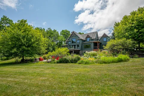 8429 Poplar Side Road, Clearview, ON L9Y 3Y9