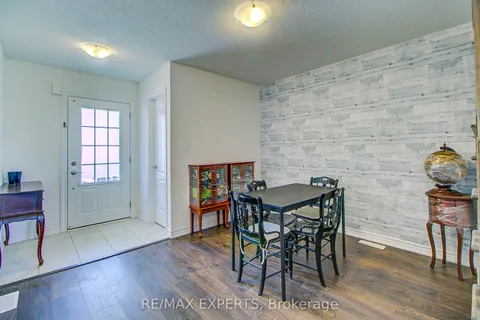 10 Brown Bear Street, Barrie, ON L9J 0H8
