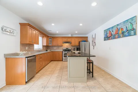 100 Desroches Trail, Tiny, ON L9M 0H9