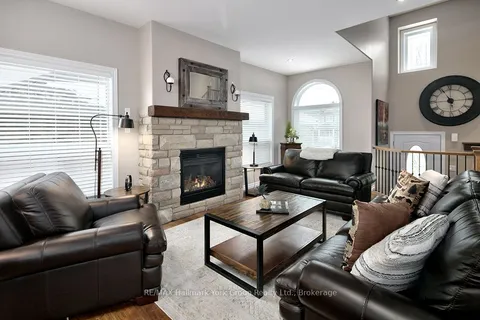 34 Davis Street, Collingwood, ON L9Y 0C8