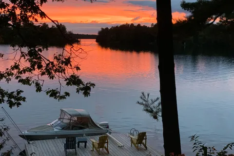 3946 East Shore Road, Severn, ON L0K 1E0