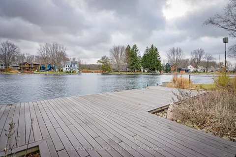 51 Ridge Avenue, Ramara, ON L0K 1B0
