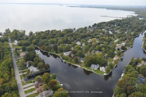 51 Ridge Avenue, Ramara, ON L0K 1B0