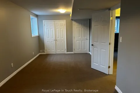 687 MONTREAL Street, Midland, ON L4R 1G5