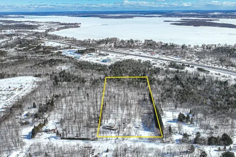 1369 Ryerson Boulevard, Severn, ON L3V 6H4