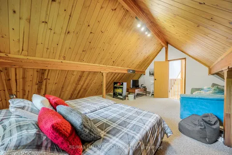 37 Pine Ridge Trail, Oro-Medonte, ON L4M 4Y8