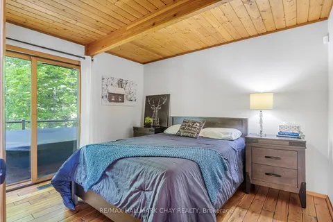37 Pine Ridge Trail, Oro-Medonte, ON L4M 4Y8