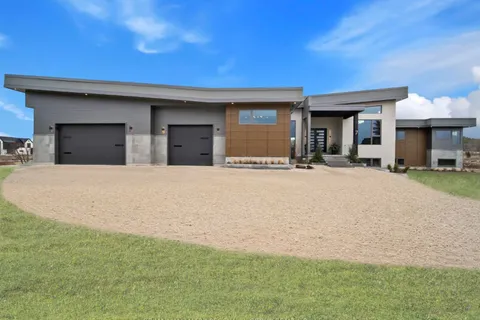 7 Meadowlark Way, Collingwood, ON L9Y 0K1