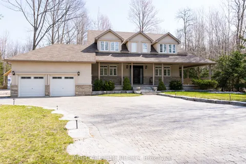 57 Old Trail Road, Tiny, ON L0L 2T0