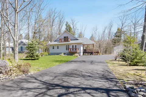 139 Trout Lane, Tiny, ON L9M 0J1