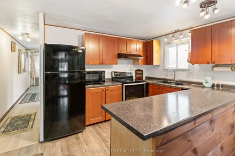 1 Orr Drive, Oro-Medonte, ON L3V 0P9