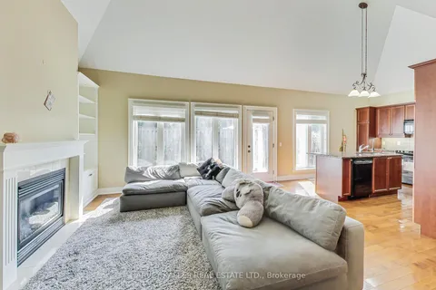 5 Invermara Court, Orillia, ON L3V 8B4