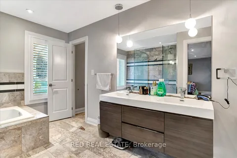 88 Cook Street, Barrie, ON L4M 4G6