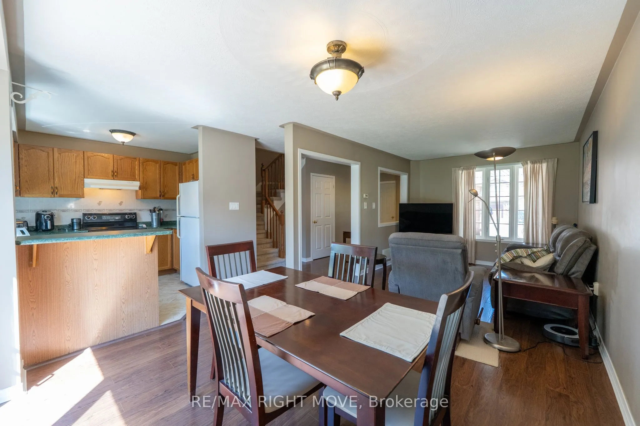 147 Julia Crescent, Orillia, ON L3V 7X3