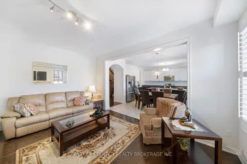 84 Marks Road, Springwater, ON L9X 0S3