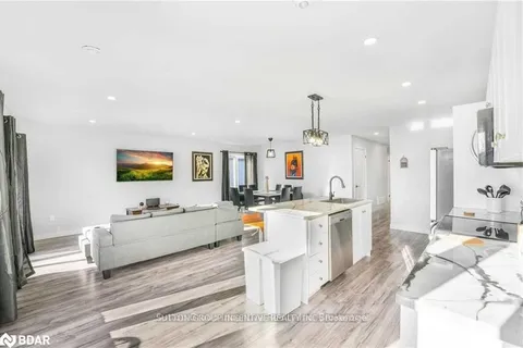 52 Marilyn Avenue, ON L9Z 2Y1