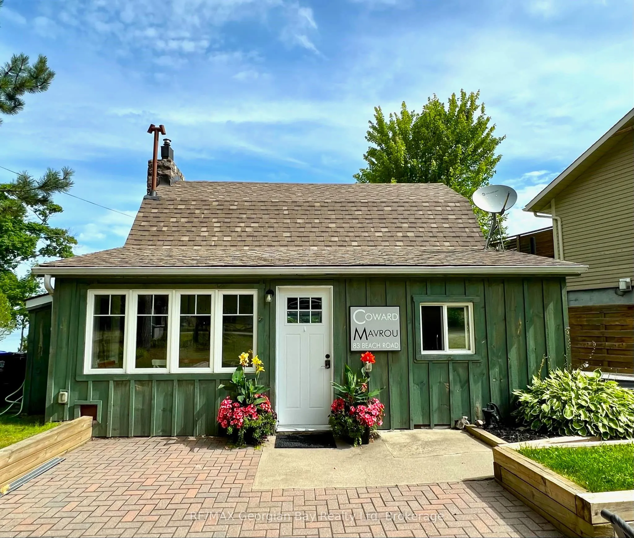 83 BEACH Road, Tiny, ON L9M 1R2