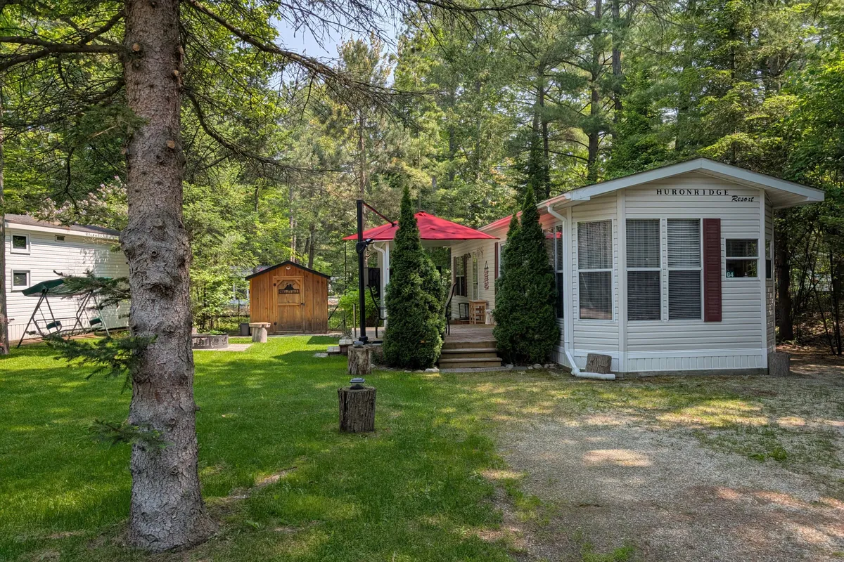 85 Theme Park Drive, ON L9Z 1X7