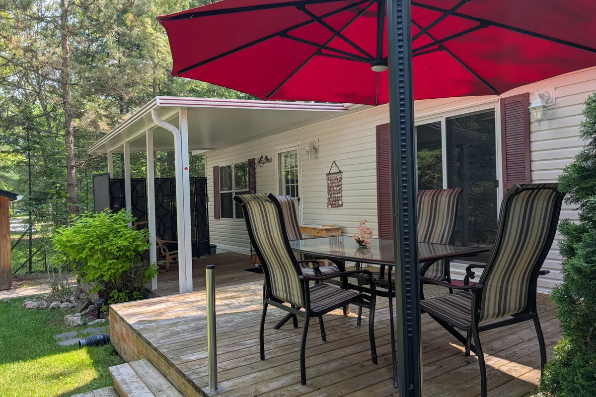 85 Theme Park Drive, ON L9Z 1X7