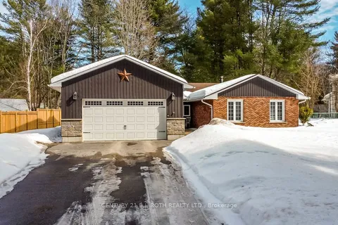 21 Luella Boulevard, Springwater, ON L9X 0X1