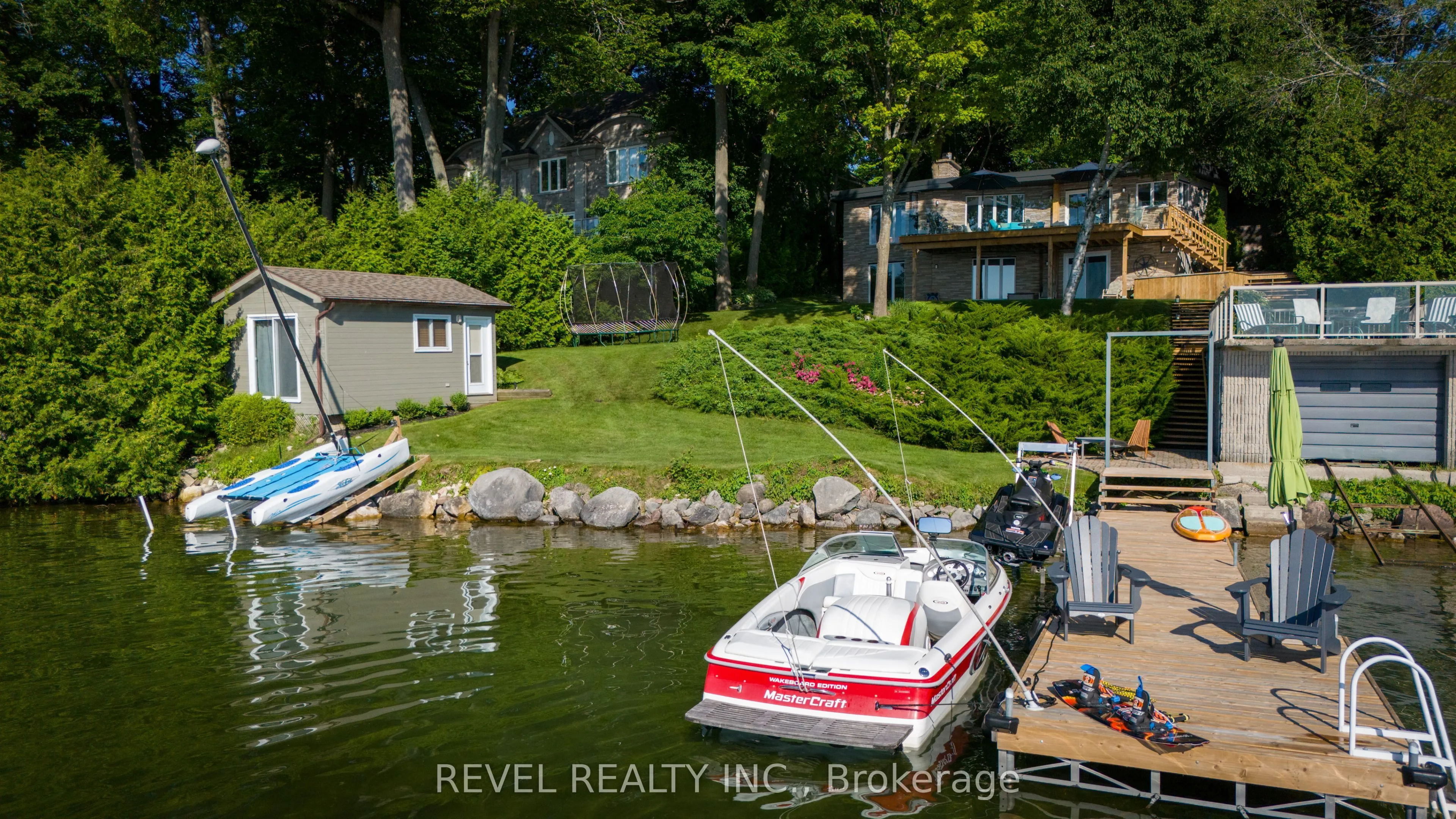 416 Bay Street, Orillia, ON L3V 3X4