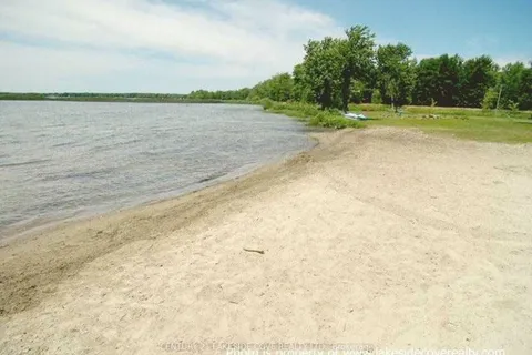 47 Paradise Boulevard, Ramara, ON L0K 1B0