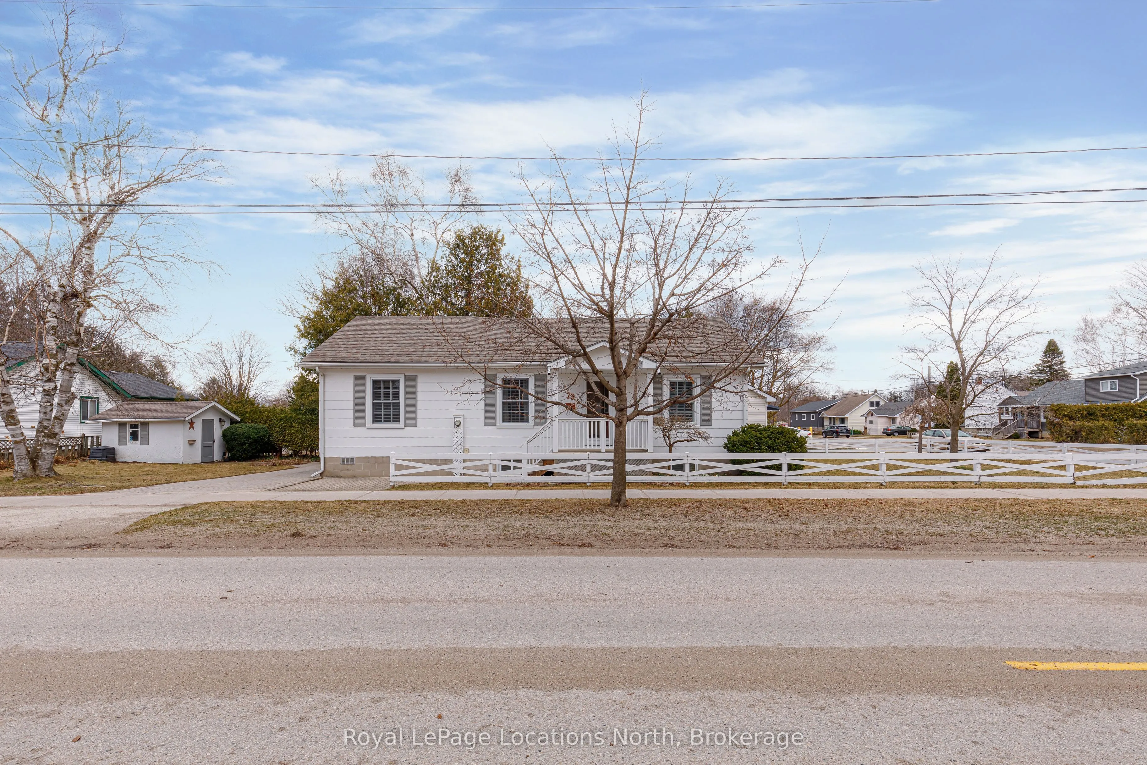 73 Ninth Street, Collingwood, ON L9Y 2G3