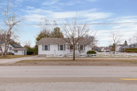 73 Ninth Street, Collingwood, ON L9Y 2G3