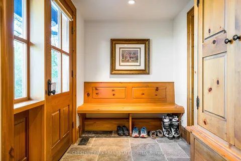 103 Orchard Lane, Clearview, ON L9Y 0R7