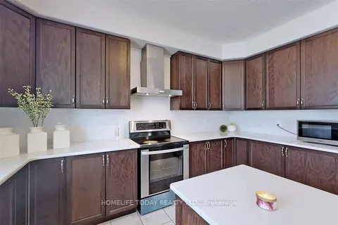71 Lockerbie Crescent, Collingwood, ON L9Y 0Y8