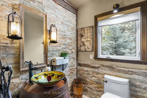 3686 Agnew Road, Severn, ON L0K 2B0