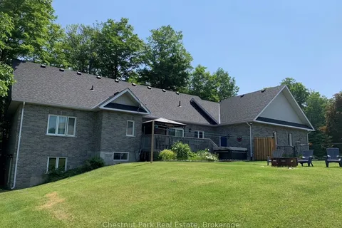 28 Boyd Crescent, Oro-Medonte, ON L0K 1N0