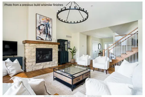 45 Mary Street, Collingwood, ON L9Y 0G8