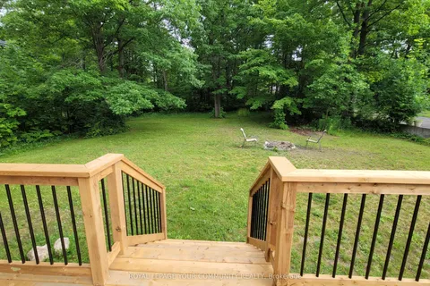 1138 Siesta Drive, Tiny, ON L0L 1P1