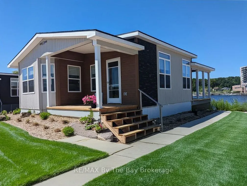 3282 Ogdens Beach Road, ON L9S 2K6