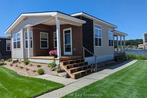 3282 Ogdens Beach Road, ON L9S 2K6