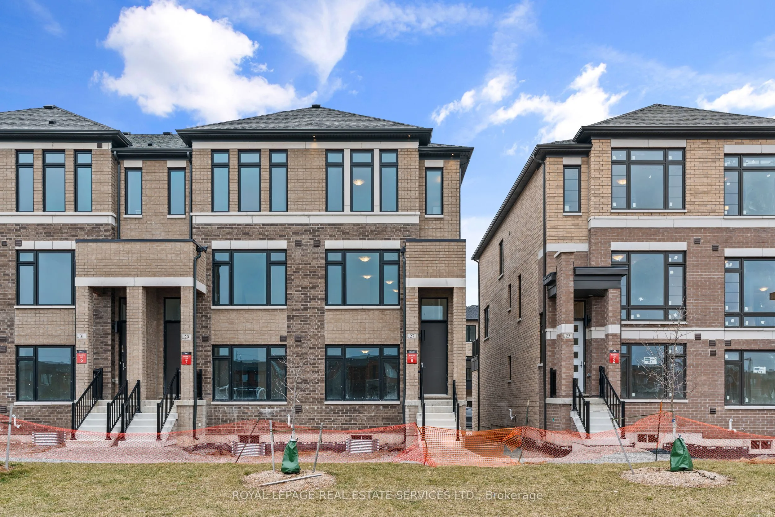 27 Cherry Hill Lane, Barrie, ON L4N 6K7
