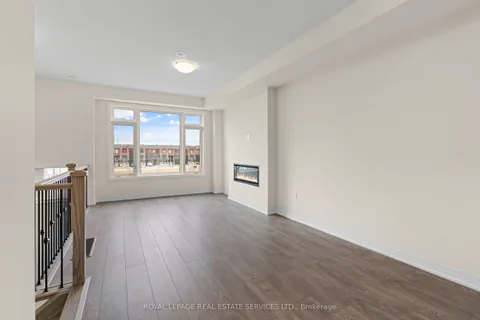 27 Cherry Hill Lane, Barrie, ON L4N 6K7
