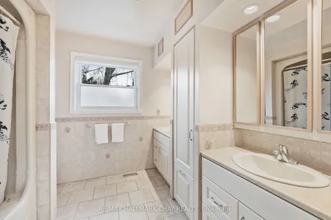 1069 Lakeshore Road, Oro-Medonte, ON L0L 1T0